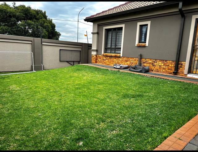 3 BEDROOM HOUSE FOR SALE IN SUNAIR PARK